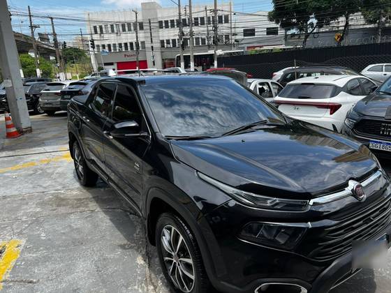 FIAT TORO 2.0 16V TURBO DIESEL VOLCANO 4WD AT9